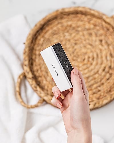 Amazon Basics 4-Way Nail Buffer Buffing Block for Professional Manicure, Manicure Tools, Nail Polisher, 3-Pack, Black/White