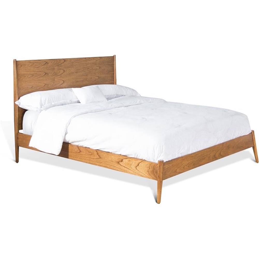Sunny Designs American Modern Wood Queen Panel Bed in Cinnamon (Pickup 3 boxes) 