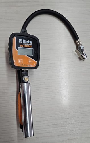-Beta BW 1949DGT -Corpo in abs, guscio protettivo in gomma sul manometro, impugnatura antiurto e antiscivolo -Pressione di esercizio: 0÷14 bar (0÷200 psi) -4 unità di misura: psi/bar/kgcm2/kpa -Display LCD retroilluminato -Autospegnimento dopo 1 min -Pulsante di scarico pressione -Risoluzione: 0,1 psi -Alimentazione: 2 batterie 1,5V tipo AAA (incluse)