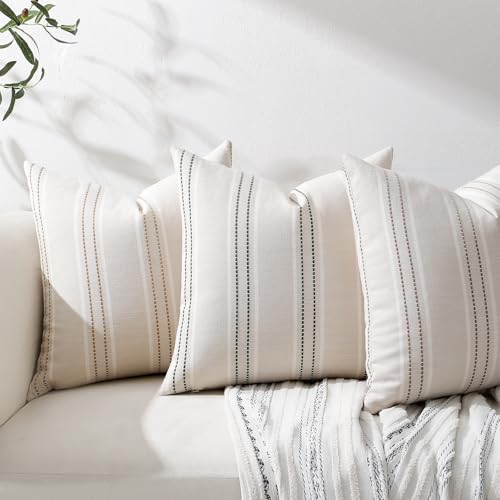 Image of Hckot Spring Throw Pillow Covers 16x16 Set of 2 Green Pillow Covers Farmhouse Decorative Pillows Textured Linen Square Cushion Covers for Sofa Couch Bed Living Room Decor(Dark Green)