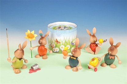 Kuhnert Erzgebirge Osterhase Stupsi mit Schmetterling 10,5cm, Holz farbig