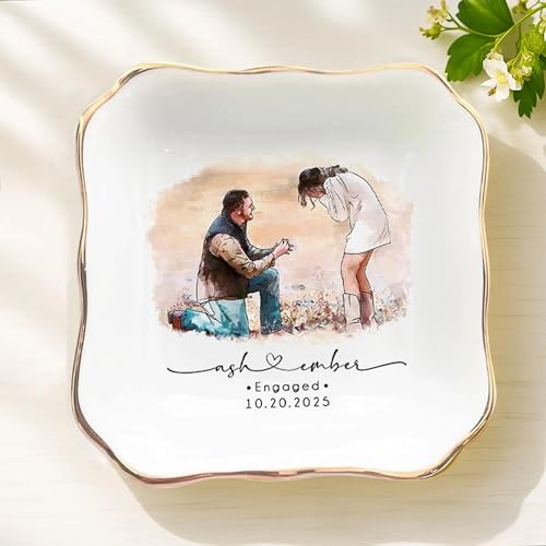 Custom Couple Portrait Ring Dish, Engagement Gift, Engaged Jewelry Tray,