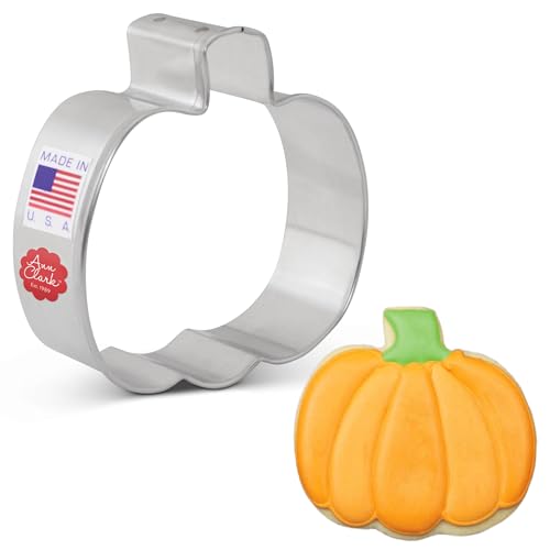 Pumpkin Cookie Cutter, 3" Made in USA by Ann Clark