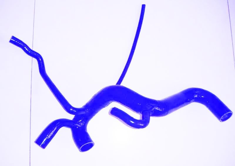 Miniatura 2 de Manguera de radiador de derivación de refrigerante de silicona para Jaguar XJ6 L6Vanden Plas XJR 4.0L 95-97 OE MNA4510BF MNA4510BC MNA4510BD