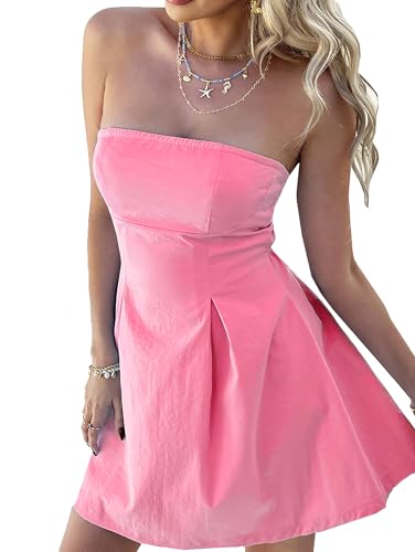 Robe plissée sans bretelles dos nu pour sublimer l'été