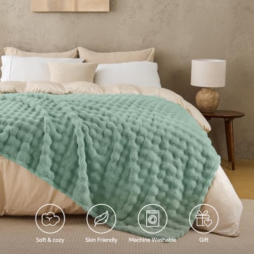 Image of BEDELITE Sage Green 3D Fleece Bubble Twin Blanket for Bed, 60x80 Inches | Fluffy Throw Blanket for Couch Sofa Dorm Room Decor, Luxury Soft Warm Cozy Plush Fuzzy blankets Gift for Women, College Girls