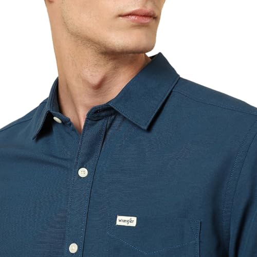 Image of Wrangler Men's Blue Regular Fit Shirt
