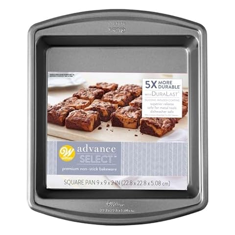 Wilton Advance Select Premium Non-Stick Square Cake Pan Cover