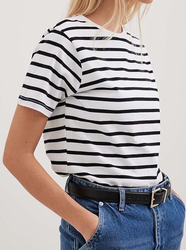 LilyCoco Women's Striped T Shirts Crew Neck Short Sleeve Tops Basic Summer Tees2