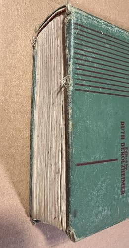 the American Woman's Cook Book (Thumb-indexed) B0917XVKHY Book Cover