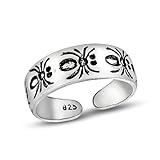 AeraVida Mystic Spider Band Toe or Pinky Ring in .925 Sterling Silver | Adjustable Oxidized 5mm Wide Dainty Silver Ring | Handmade Unisex Spider Web Inspired Fashion Jewelry