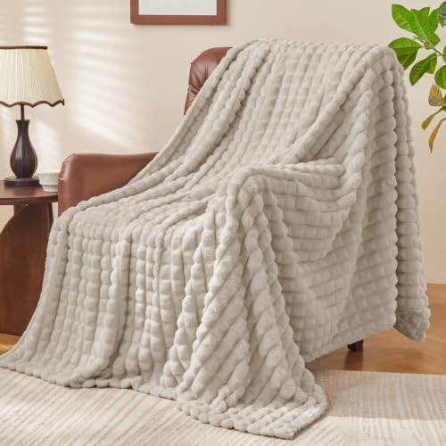 Image of BEDELITE 3D Checked Linen Fleece Throw Blanket for Couch, 50x70 Inch