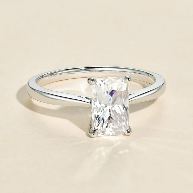 Bague solitaire en argent 925, le cadeau idéal pour sceller une promesse