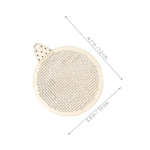 Decoraciones navideñas de madera para bordar sin complicaciones 3