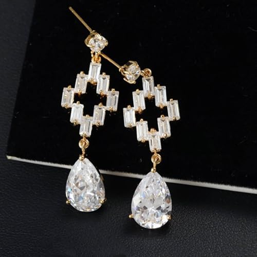 Boucles d'oreilles or 14K croix moissanite pendantes de luxe