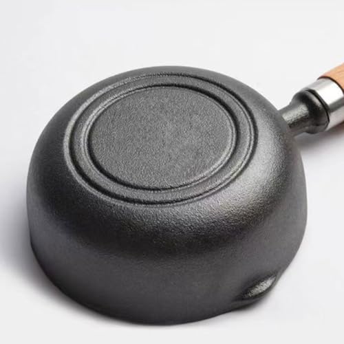 Mini casserole en fer de 11 cm avec son manche en bois - 7