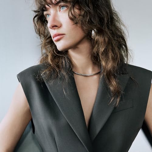 Women's Blazer Vest Fashion Sleeveless Suit Lapel Collar Open Front Office Outfits with Pockets3