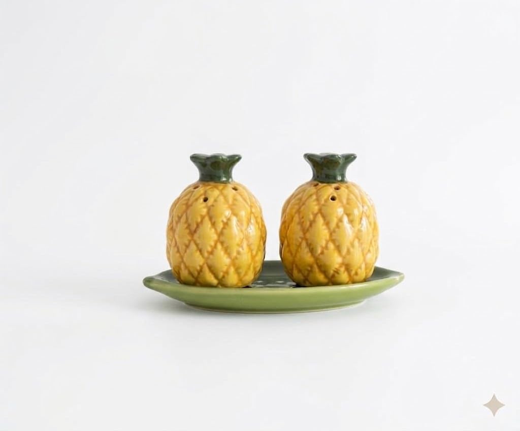 Ceramic Salt and Pepper Shaker Set Dining Table Decor Salt and Shaker for Home use Food Shaker/Spice dispensers for Kitchen