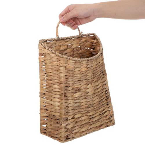 Cesta colgante de ratán para decorar las paredes de tu jardín con estilo 5