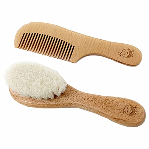 Image of green sprouts Baby Brush & Comb Set | Gently grooms baby's hair | Made of natural wood and bristles