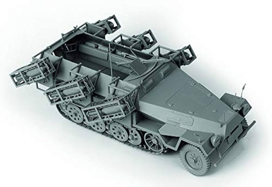「251/1C型の遊び方」！？(｀・ω・´)ゞ35/1スケールだってばよ! Amazon | ズベズダ 1/35 ドイツ SD.KFZ.251/1 AUSF.B グランド