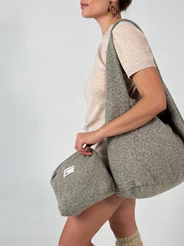 Image of CATCHY & CRAFTY Tote Bag for Women - Plush Large Hobo Gym Bag for Workout, Yoga, Travel - Fluffy Fleece