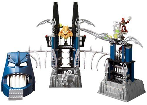 LEGO Bionicle 8894: Piraka Stronghold : Amazon.co.uk: Toys & Games
