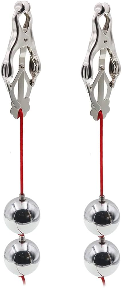 Porno video Dikini silkitib, mushukini silaydi