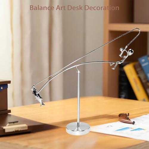 Escultura balanceante de pescador en metal cinético miniatura 4