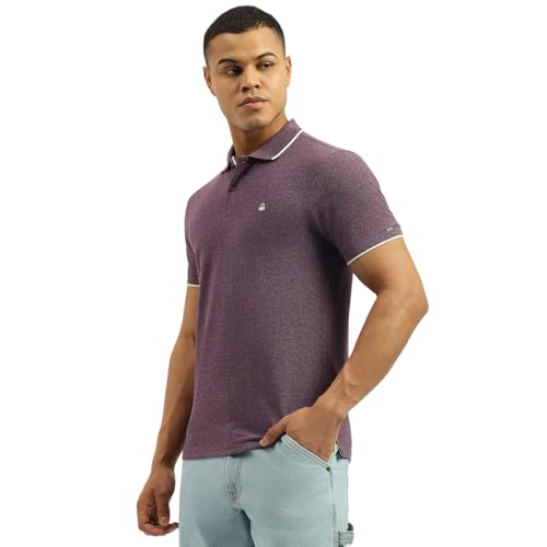 Image of United Colors of Benetton Men's Solid Regular Fit Tshirt