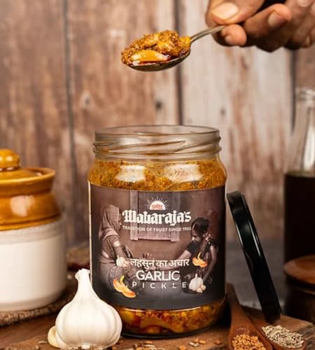 Image of Shree Maharaja's Banarasi Garlic Pickle in Mustard Oil (500gm)