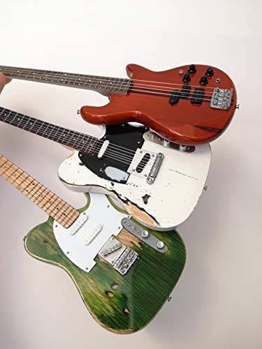 Status Quo (Francis Rossi, Rick Parfitt et Alan Lancaster) Set de guitare miniature - Les Beatles, Paul McCartney, John Lennon, RIngo Starr, George Harrison Status Quo (Francis Rossi, Rick Parfitt et Alan Lancaster) Set de guitare miniature – Image 3