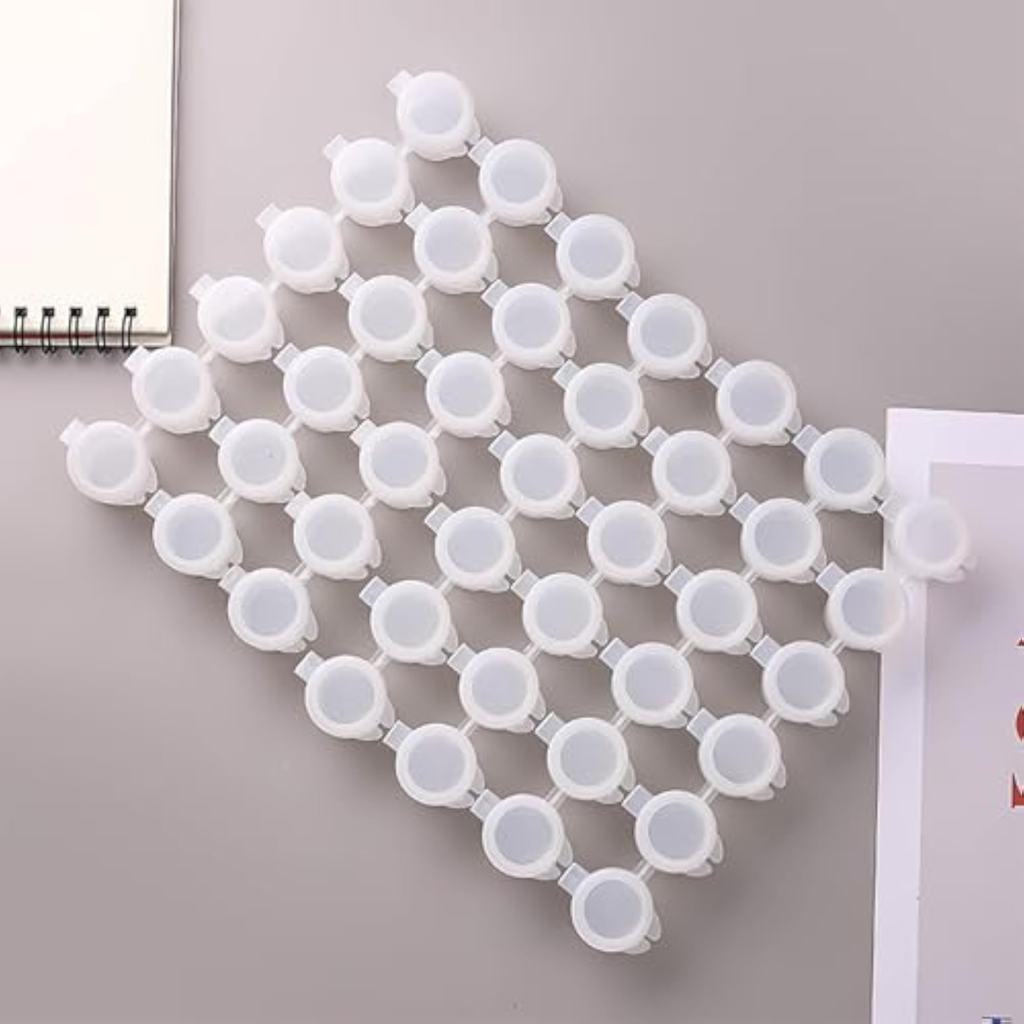 30 Pack Refillable Mini Paint Pots with Lids, Clear Plastic