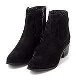 TEX te acerca a las últimas tendencias gracias a su calzado exclusivo, lleno de color y resistente, perfecto para no dejar de disfrutar en cada momento y lugar