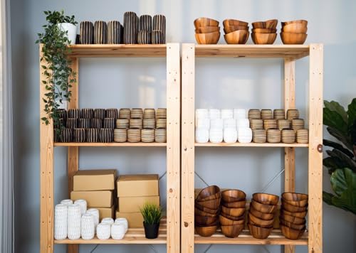 Fond photographique en tissu pour dissimuler une cuisine en désordre