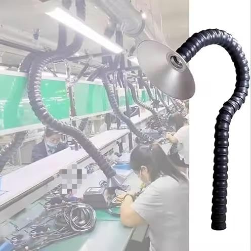 Tuyau d'aspiration de poussières noir et flexible pour capter la fumée