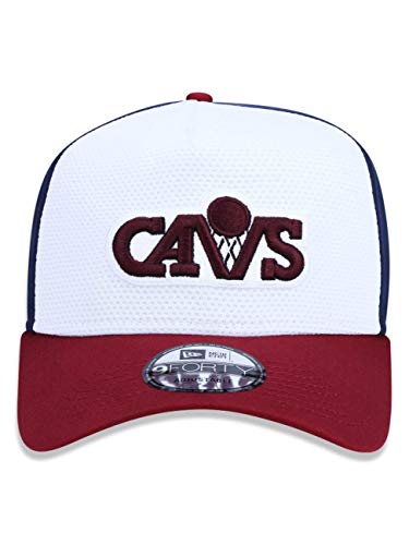 Bone 940 Cleveland Cavaliers NBA Aba Curva Branco/Marinho New Era