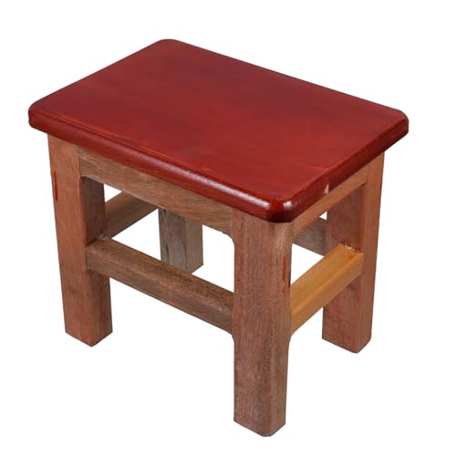 Tabouret en bois massif compact pour optimiser les petits espaces