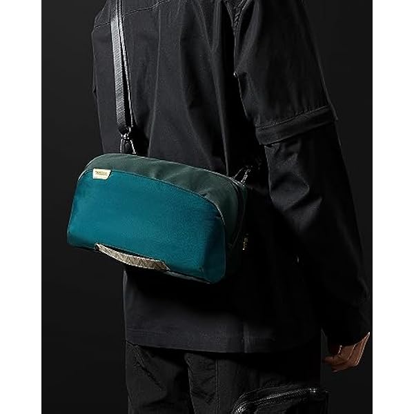 tomtoc Axelväska för Nintendo Switch/Switch OLED, skyddspåse med 10 spelpatroner passar docka eller Pro Controller, laddare, tillbehör, lätt vardagsväska för resor, helg, Turkos, Väskorganiserare