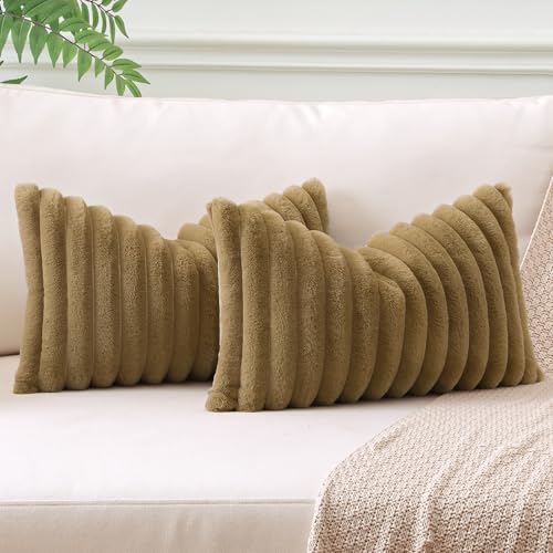 Sungeek Juego de 2 fundas de cojín de piel sintética de conejo marrón de 40 x 60 cm, fundas de almohada decorativas de felpa suave y acogedora, fundas de almohada lumbares de terciopelo para sofá y