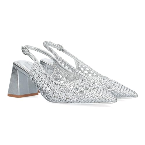 shoes&blues.es 80405 Zapato de Tacon para Mujer, Comodo, Estilo Salon, de Punta Fina, de Material Entrelazado, y Cierre de Hebilla. Talla 37 Plata