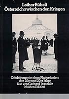 Der Papst aus einem fernen Land : Johannes Paul II. u. seine Kirche. 3217003772 Book Cover