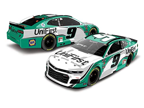 C Elliott 1/24 HO UNIFIRST 21 Camaro ZL1