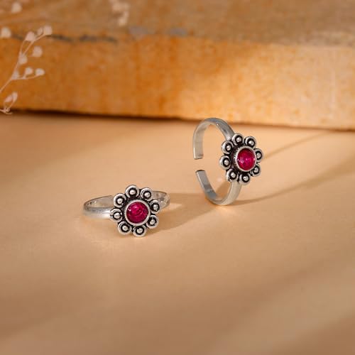 Image of GIVA 925 Silver Oxidised Silver Lunar Petals Toe Rings| Toe Rings for Women and Girls | With Certificate of Authenticity and 925 Stamp | 6 Month Warranty