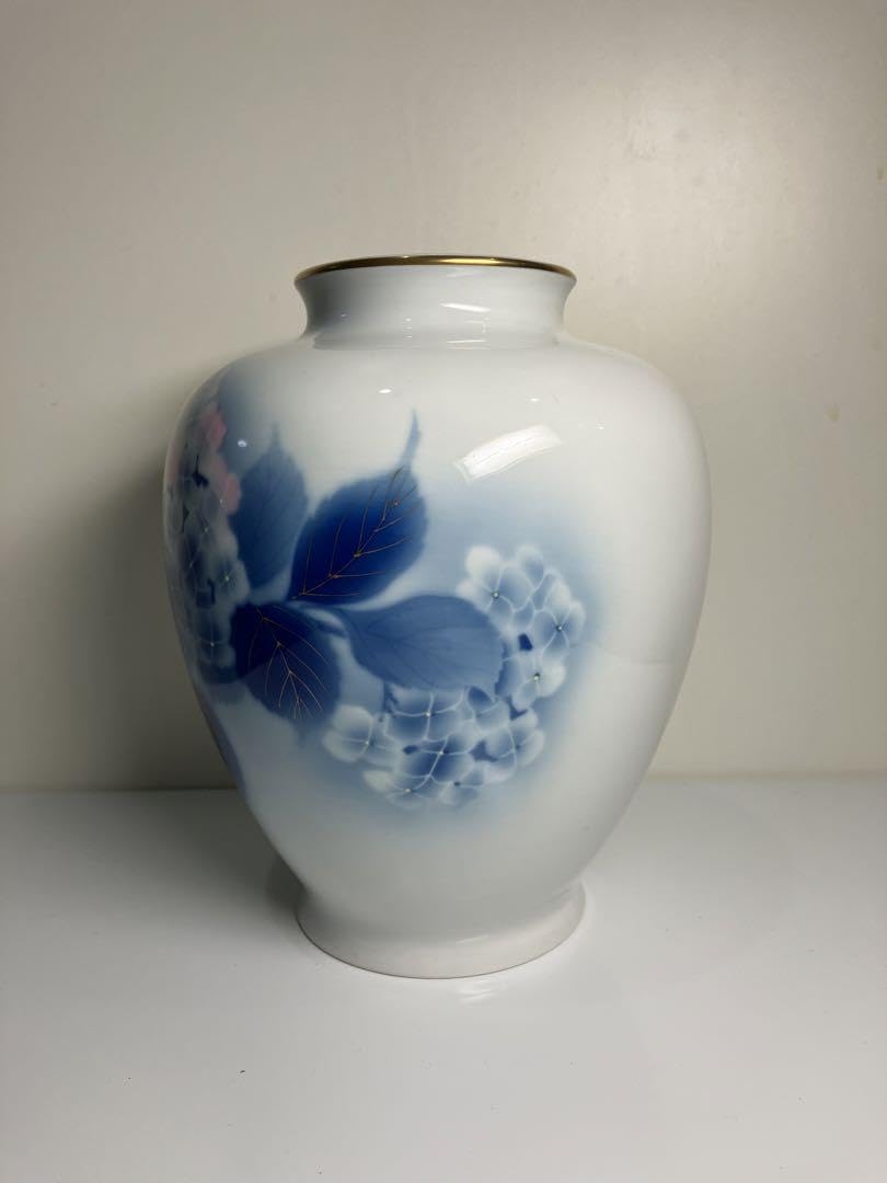 Amazon.co.jp: 深川製磁 紫陽花 花瓶 : ホーム＆キッチン
