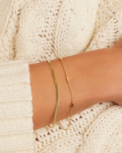 gorjana - Tatum Bracelet - 18K Gold Plated - Dainty Chain with Delicate Bar Accents - Minimalist Layering Jewelry - Secure Hinge Closure4