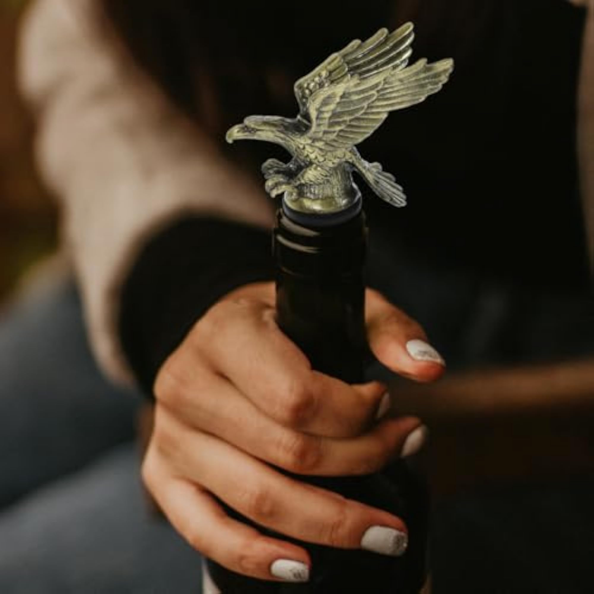 Eagle Wine Pourer Bottle Spout, Vintage Bronze Finish