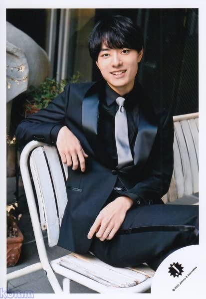 Amazon.co.jp: HiHi Jets 公式 生 写真（作間龍斗）STG00057 : おもちゃ