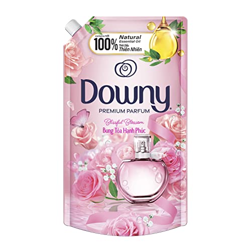 Downy Premium Parfum Blissful Blossom Concentrate Fabric Conditioner 1.35 L