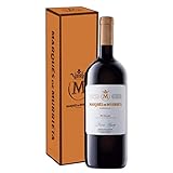 La nariz es sutil y muy armoniosa, con aromas de cerezas rojas y algunas hierbas aromáticas.. Servir